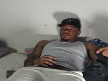 Luucas_R2 Chaturbate stream image from June 12, 2025
