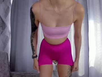 Glowfairy Chaturbate stream image from June 12, 2025