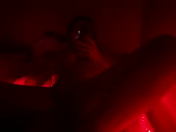 Goldengun10 Chaturbate stream image from June 12, 2025
