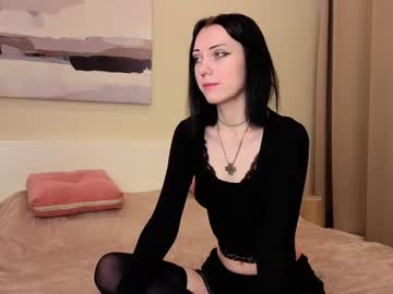Edlahankins Chaturbate stream image from June 12, 2025