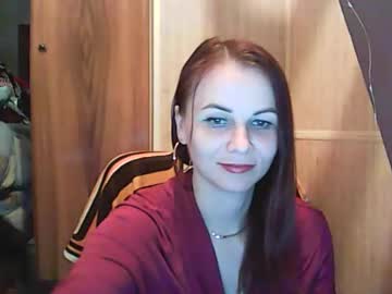 Elina2630 Chaturbate stream image from June 12, 2025