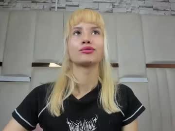 Barbieambarx Chaturbate stream image from June 12, 2025