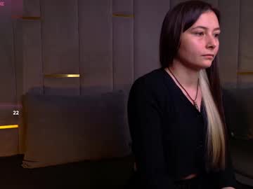 Ishtardivine Chaturbate stream image from June 12, 2025