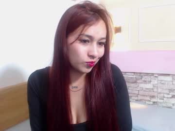 Amberfox8 Chaturbate stream image from June 12, 2025