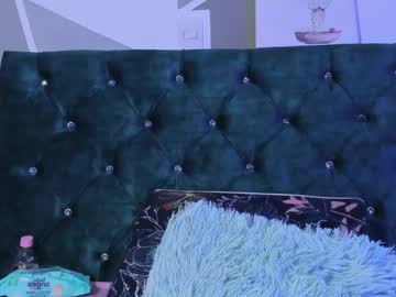 Emy_Colee Chaturbate stream image from June 12, 2025