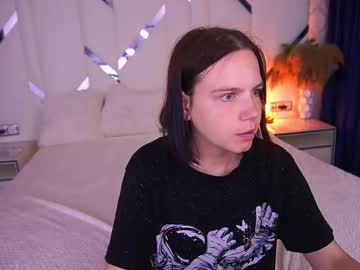 Spicyydoll Chaturbate stream image from June 12, 2025