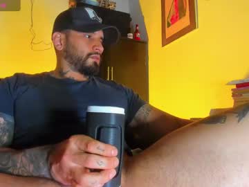 Camilomayer Chaturbate stream image from June 12, 2025