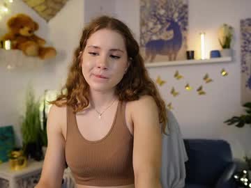 Skyla_Novea Chaturbate stream image from June 12, 2025
