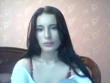 Amilla_V Chaturbate stream image from June 12, 2025