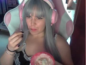 Innocentgirlys Chaturbate stream image from June 12, 2025