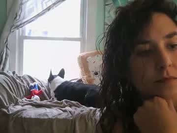 Leomie Chaturbate stream image from June 12, 2025