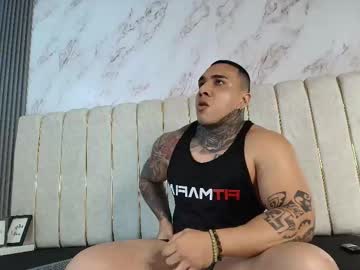 Kiing_Magic Chaturbate stream image from June 13, 2025