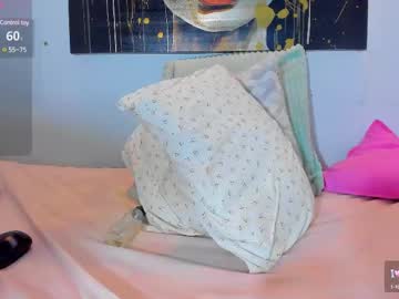 Violet_Horny05 Chaturbate stream image from June 13, 2025