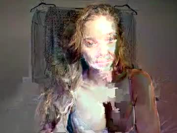 Jadebbgirll Chaturbate stream image from June 13, 2025