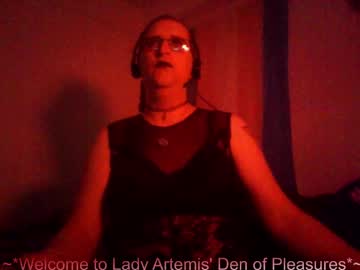 Kitsuneartemis Chaturbate stream image from June 13, 2025