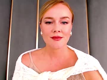 Myloo15 Chaturbate stream image from June 13, 2025