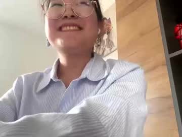 Veronabodge Chaturbate stream image from June 13, 2025