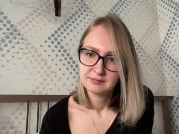 Kirafatex Chaturbate stream image from June 13, 2025