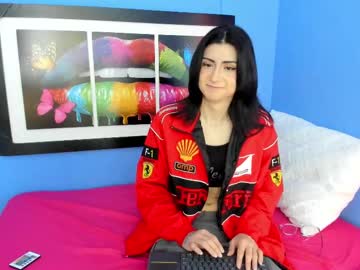 Paulina_Lovv Chaturbate stream image from June 13, 2025