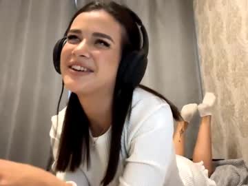 Elswythaspell Chaturbate stream image from June 13, 2025