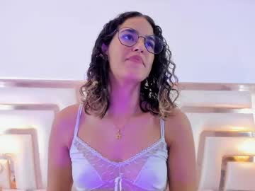 Emillybaez Chaturbate stream image from June 13, 2025