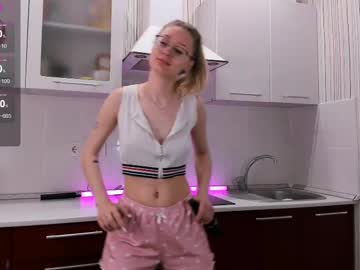 Livyybosom Chaturbate stream image from June 13, 2025