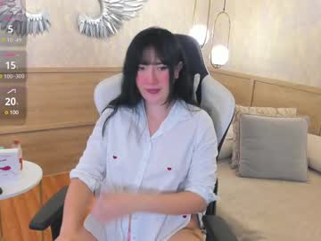 Skyylee_ Chaturbate stream image from June 13, 2025