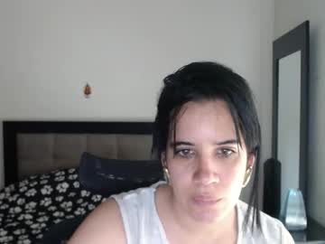 Camil430405 Chaturbate stream image from June 13, 2025