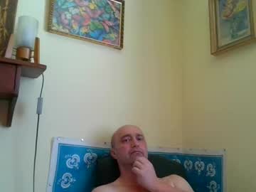 Radhero Chaturbate stream image from June 13, 2025