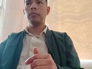 Dagansaysx Chaturbate stream image from June 13, 2025