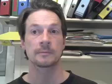 Snowypaul Chaturbate stream image from June 13, 2025