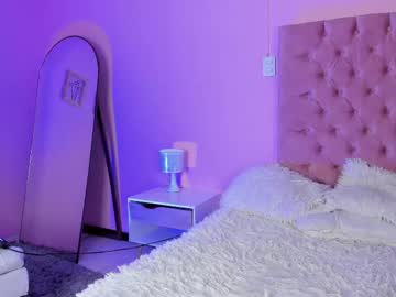 Madeleinpetit Chaturbate stream image from June 13, 2025