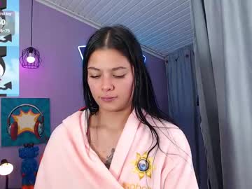 Kiki_Cams Chaturbate stream image from June 14, 2025
