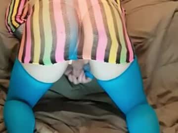 Lucy_Stockings Chaturbate stream image from June 14, 2025