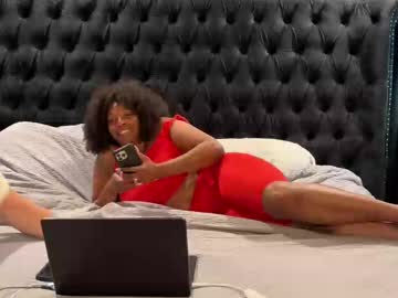 Shayswayy Chaturbate stream image from June 14, 2025