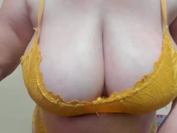 Avril_Jonson Chaturbate stream image from June 14, 2025