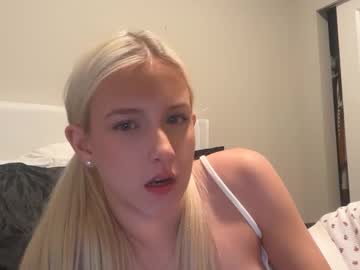 Cassiemaee Chaturbate stream image from June 14, 2025