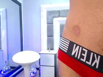 Oliver_Jhones Chaturbate stream image from June 14, 2025