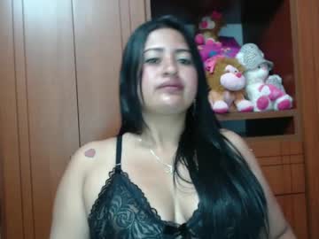 Sharonn_19 Chaturbate stream image from June 14, 2025