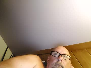 Bananatwins1 Chaturbate stream image from June 14, 2025