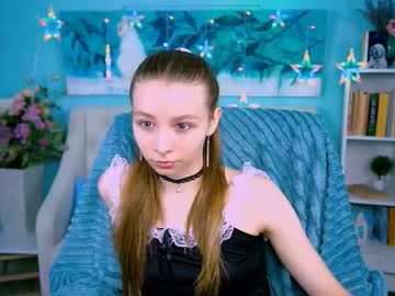 Juliedaniel Chaturbate stream image from June 14, 2025