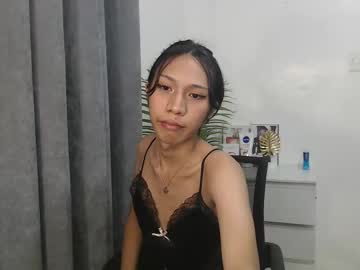Ur_Julie Chaturbate stream image from June 14, 2025