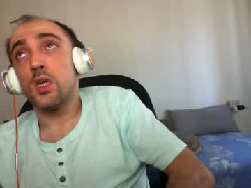 Bentish Chaturbate stream image from June 14, 2025