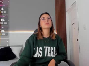 Emmy_Meadows Chaturbate stream image from June 14, 2025