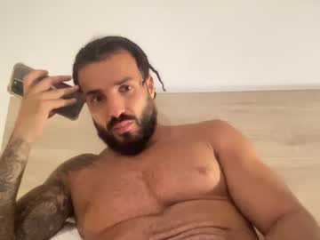 Kingomzie Chaturbate stream image from June 14, 2025