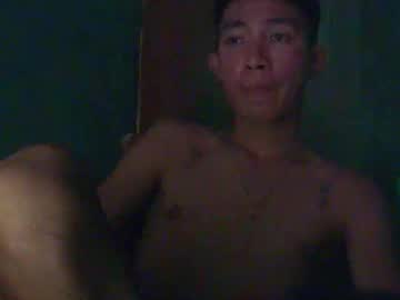 Urhot_Khenx Chaturbate stream image from June 14, 2025