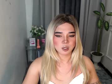Julia_Emmerson Chaturbate stream image from June 14, 2025