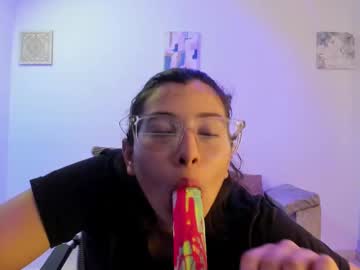 Isabella_Cremer Chaturbate stream image from June 14, 2025