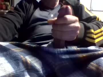 Alwayzalone Chaturbate stream image from June 14, 2025