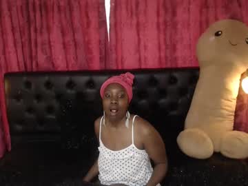 Dulce_Ivy_ Chaturbate stream image from June 14, 2025